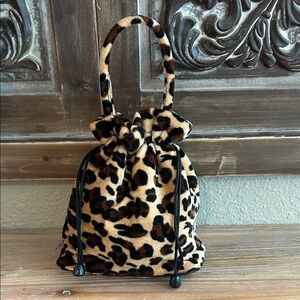 Leopard Print Drawstring Bag